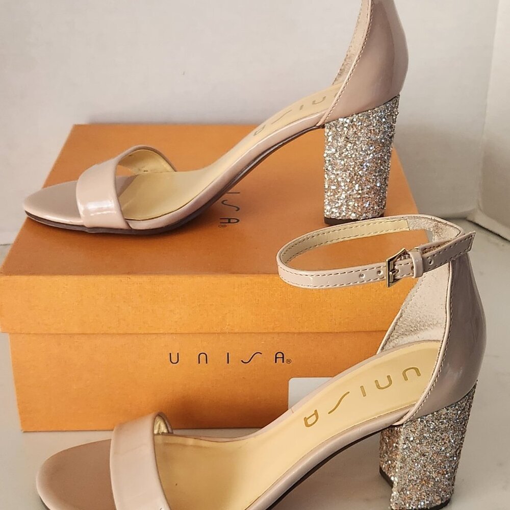 UNISA Women's UNDAEICY Sparkle Block Heel Strappy Ankle Band Sandals Size 7.5M